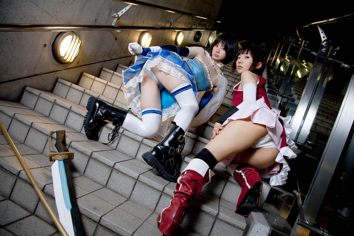 (C80) (コスプレ)   Sayaka and Kyoko  CosPlay制服诱惑套图